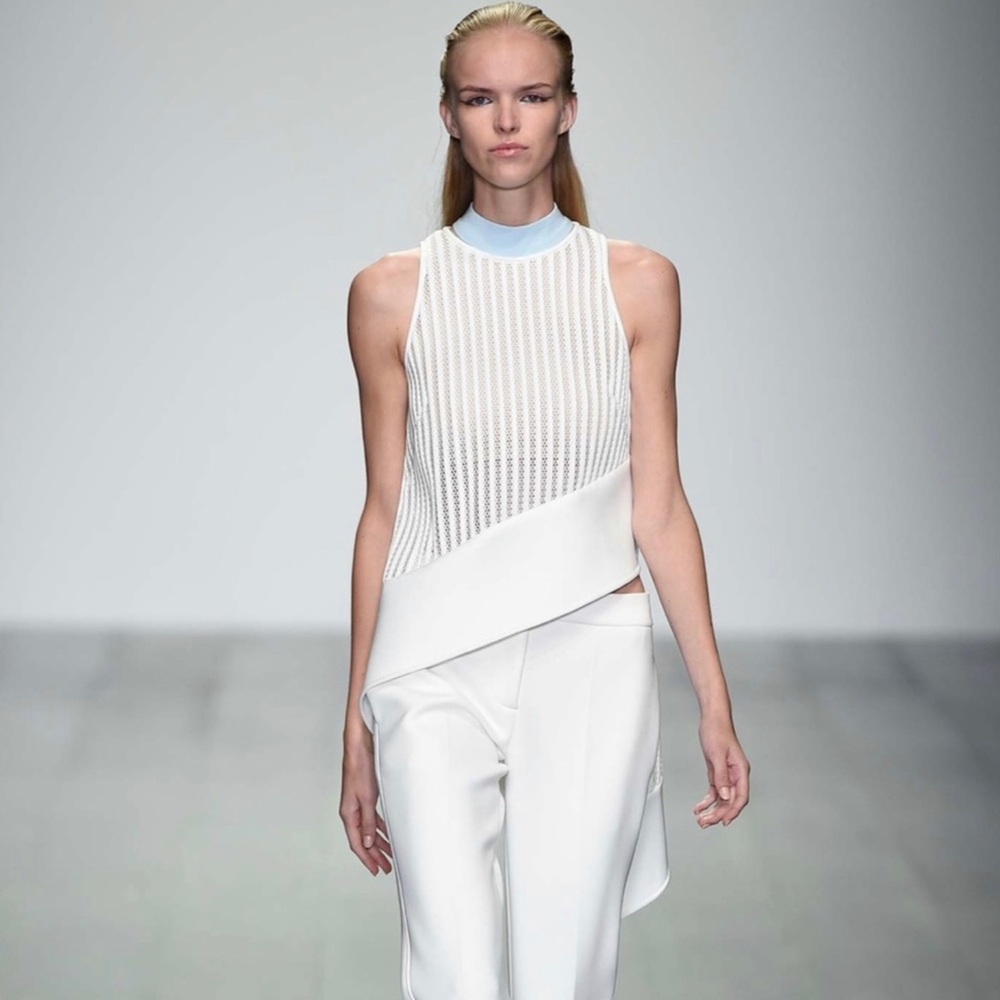 David Koma Asymmetric Top laser cut detail zip back size 6
